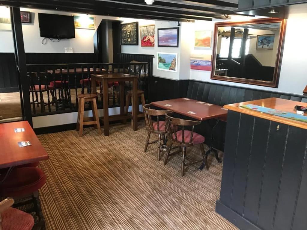 The Swordfish Inn Penzance Exteriér fotografie
